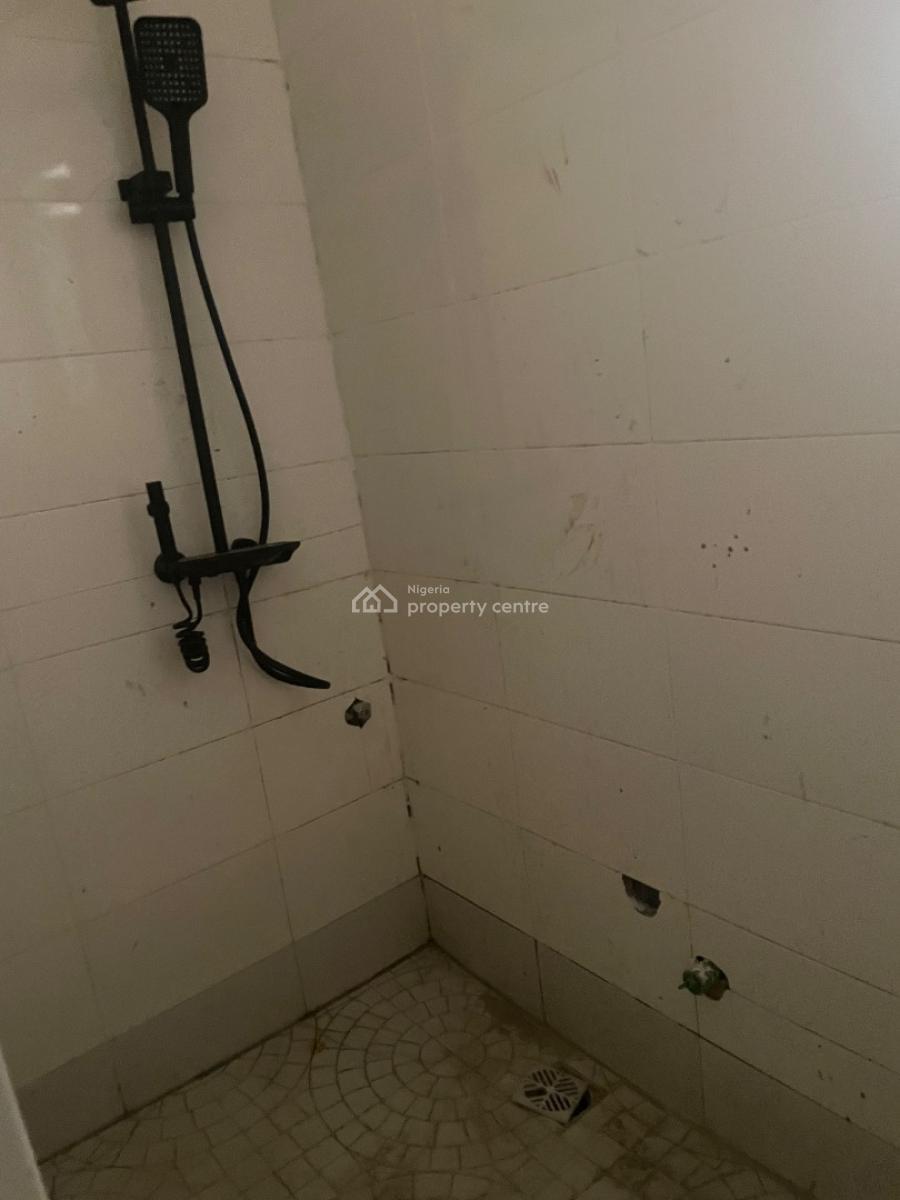 Mini Flat, Pedro Road, Shomolu, Lagos, Mini Flat (room and Parlour) for Rent