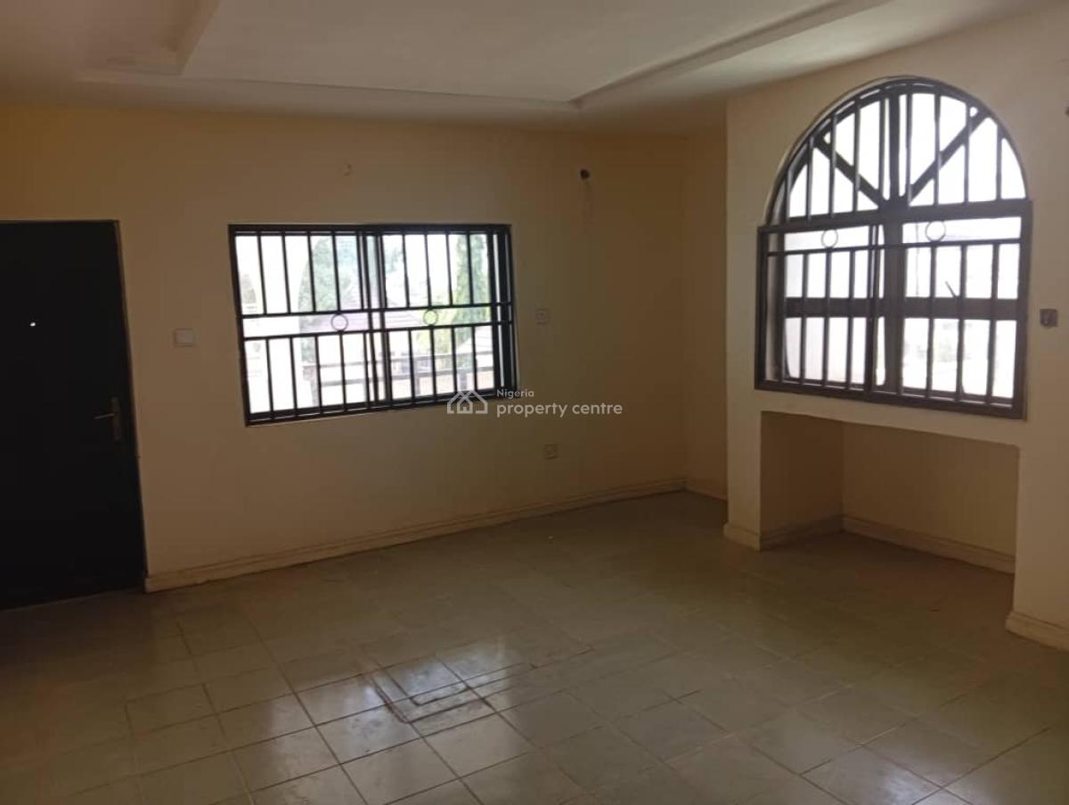 Terrace 4 Bedrooms Duplex with Bq, Main, Gwarinpa, Abuja, Terraced Duplex for Rent