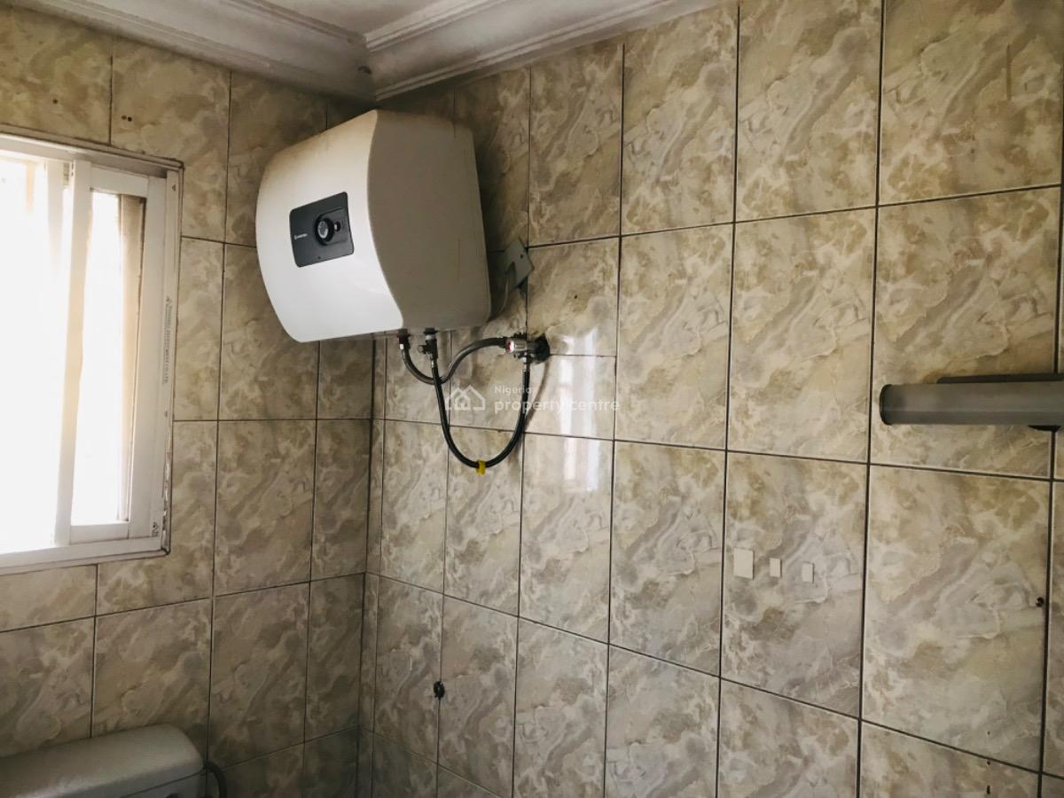 Standard 2 Bedroom Apartment, 3rd Avenue, Gwarinpa, Abuja, Flat / Apartment for Rent