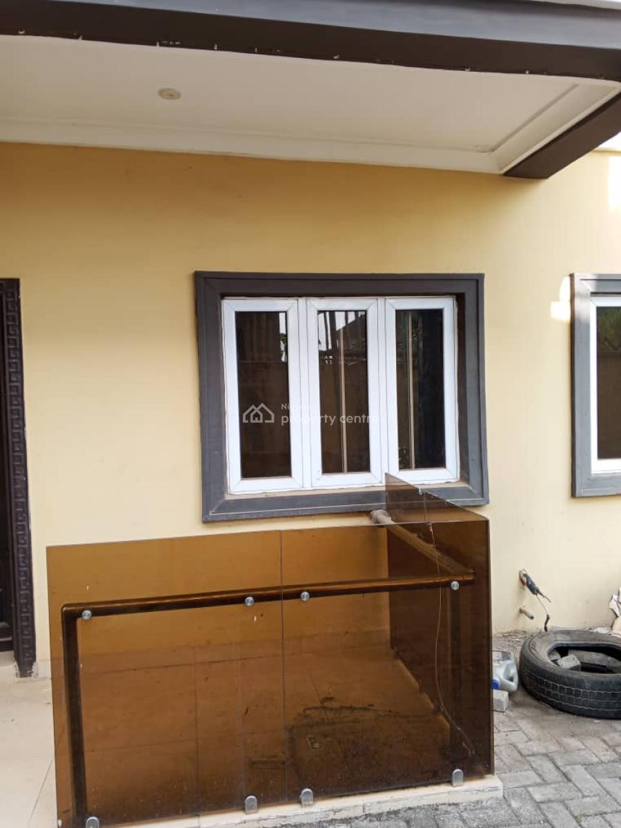 Just 2 Occupant in The Compound 3bedroom Bungalow at Magboro Makogi, Makogi, Magboro, Ogun, Terraced Bungalow for Rent