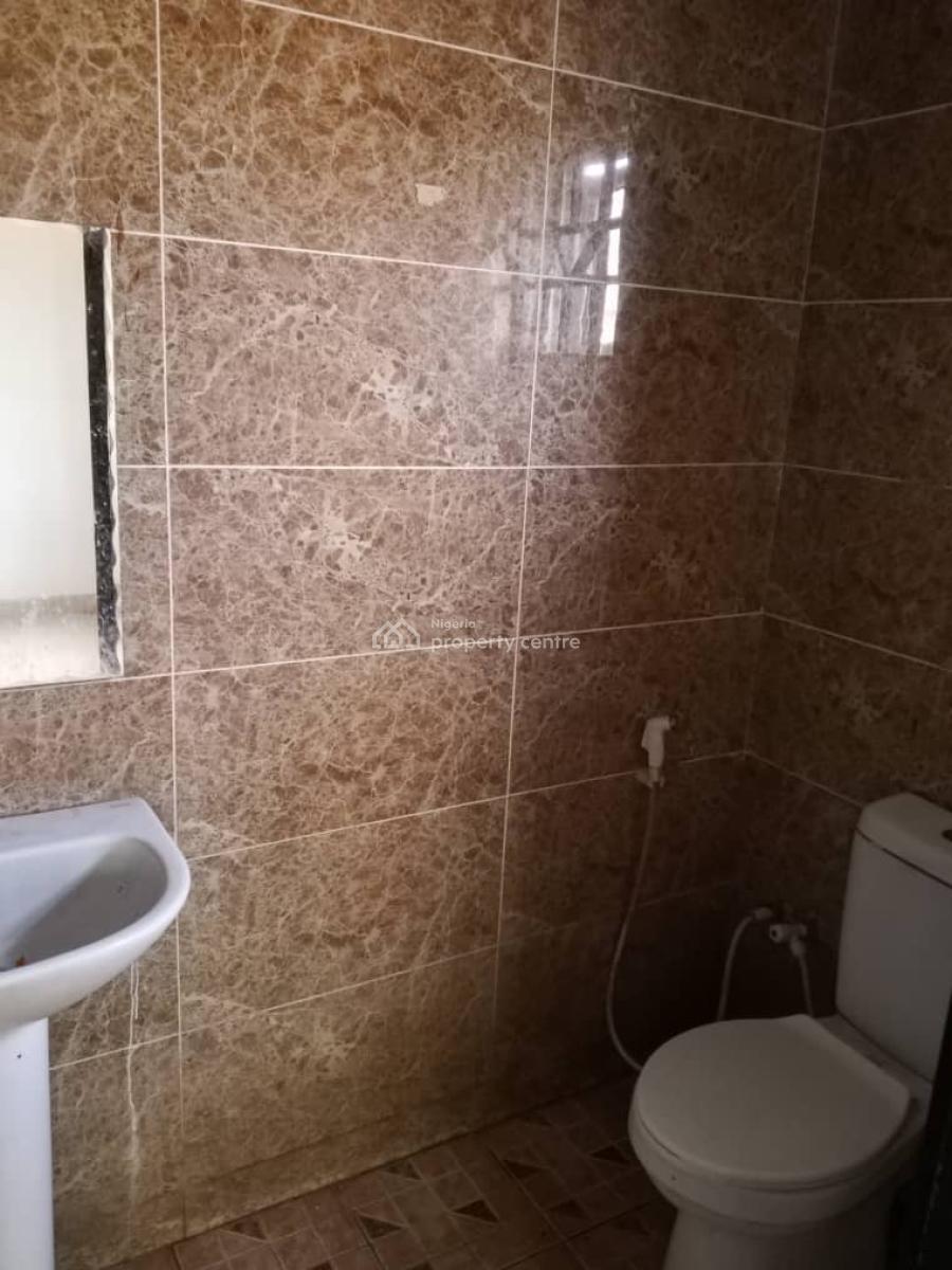 Just 2 Occupant in The Compound 3bedroom Bungalow at Magboro Makogi, Makogi, Magboro, Ogun, Terraced Bungalow for Rent