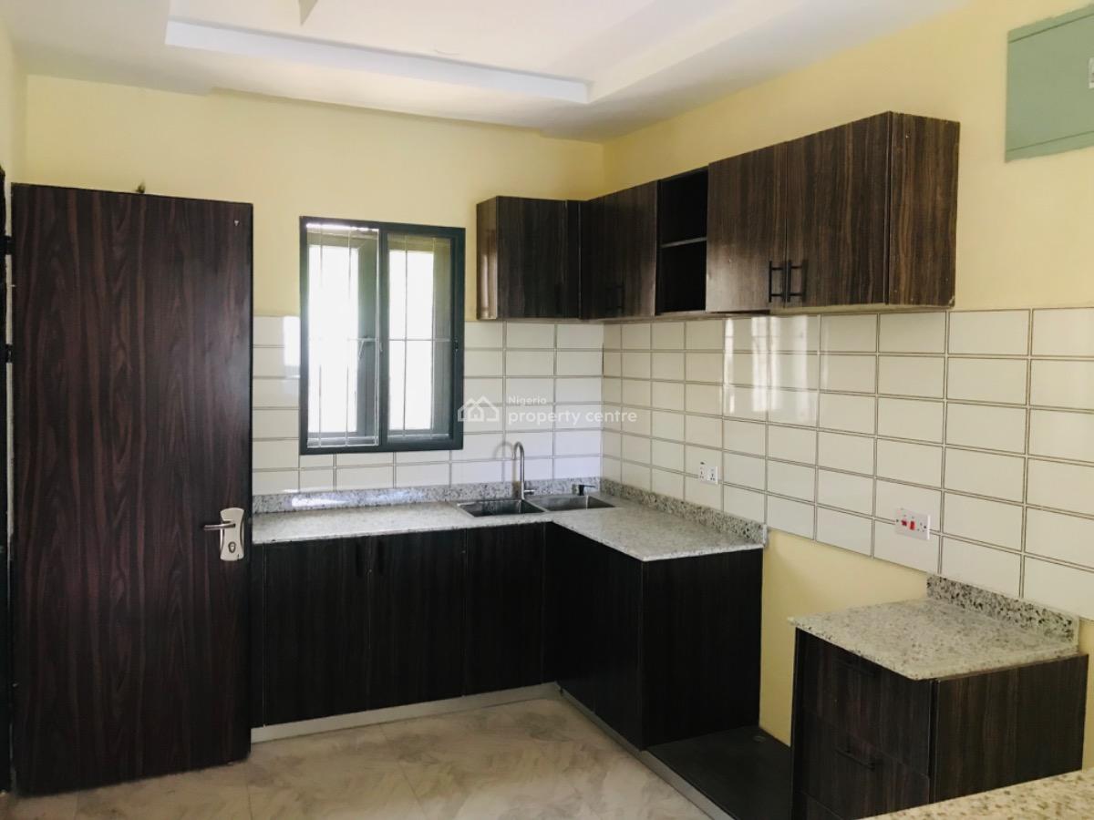 Newly Renovated 2 Bedroom Apartment, 2nd Avenue, Gwarinpa, Abuja, Flat / Apartment for Rent
