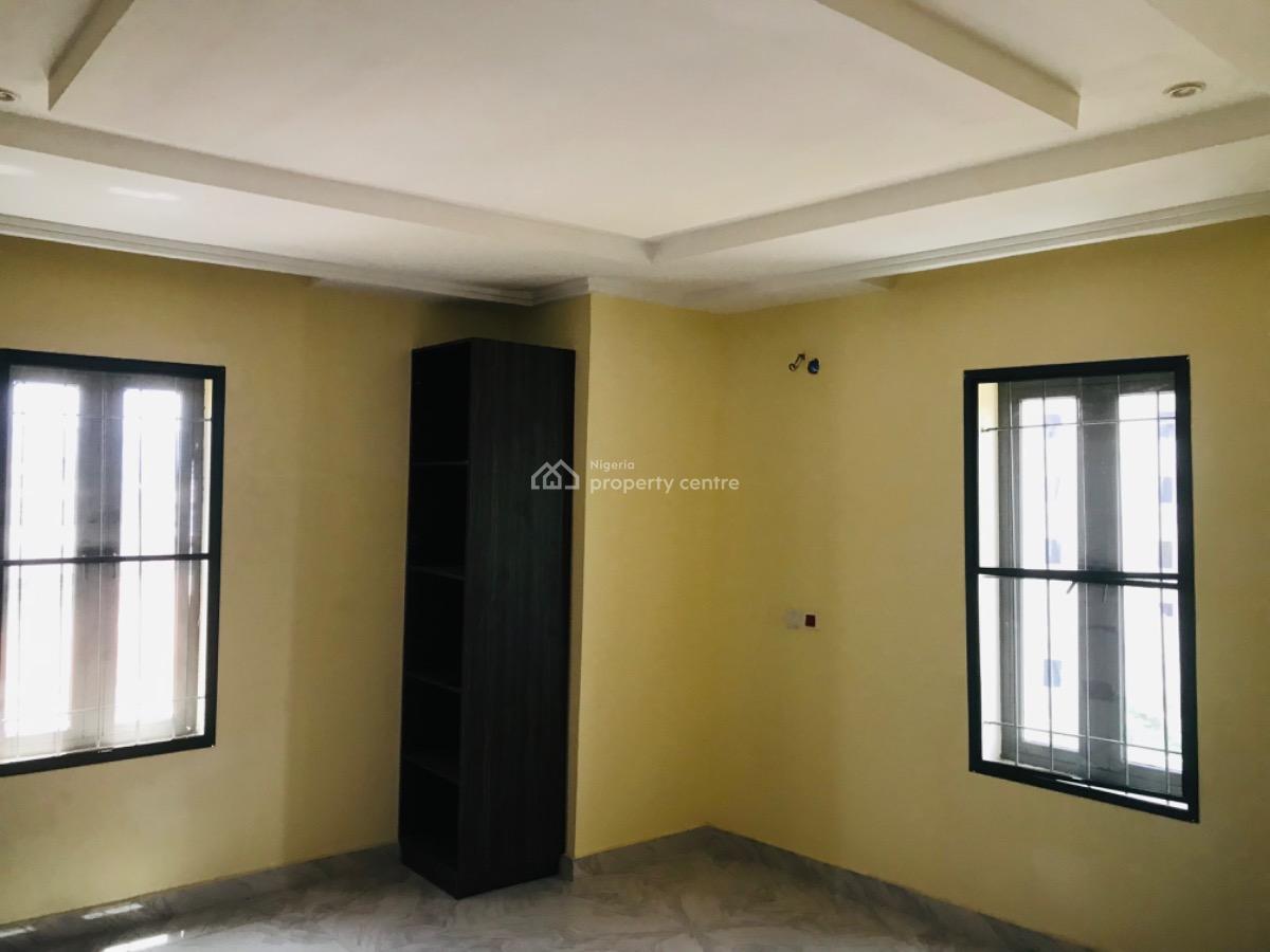 Newly Renovated 2 Bedroom Apartment, 2nd Avenue, Gwarinpa, Abuja, Flat / Apartment for Rent