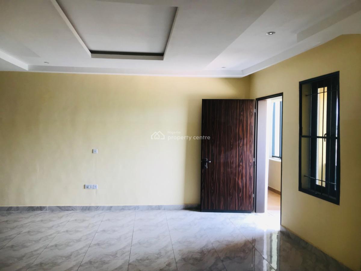 Newly Renovated 2 Bedroom Apartment, 2nd Avenue, Gwarinpa, Abuja, Flat / Apartment for Rent