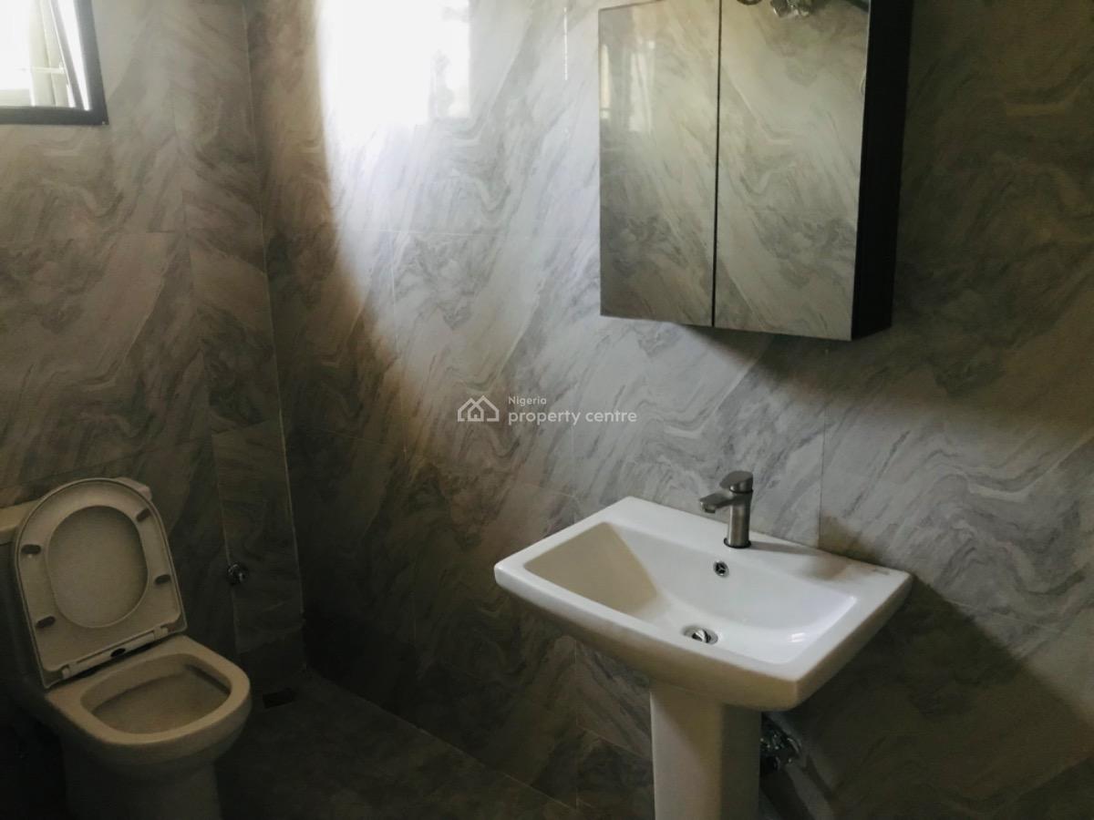 Newly Renovated 2 Bedroom Apartment, 2nd Avenue, Gwarinpa, Abuja, Flat / Apartment for Rent