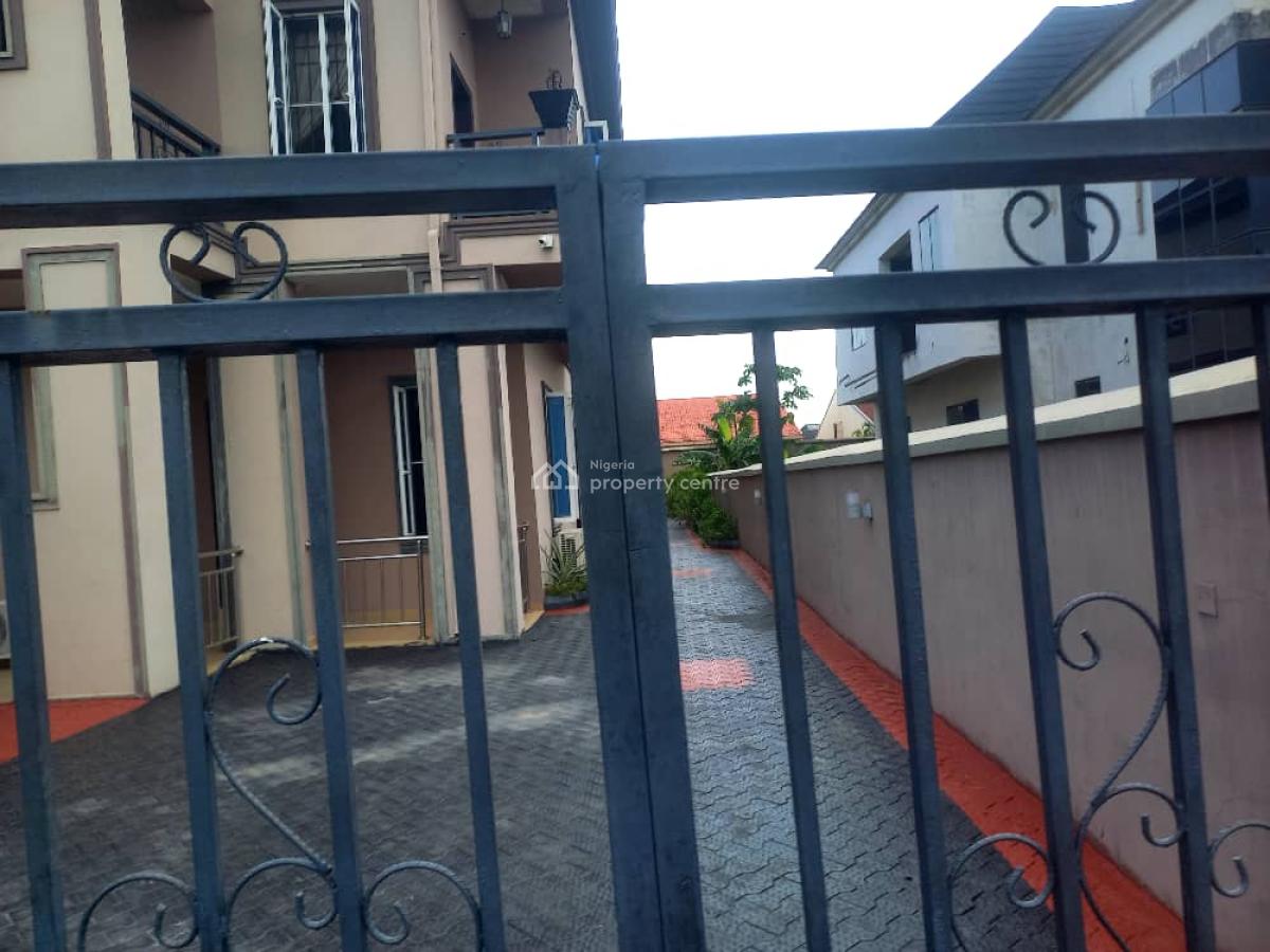 5bedrm Fully Detached Duplex + 3 Bq on 775 S in a Beautiful Location, Royal Garden Estate Ajah, Ajah, Lagos, Detached Duplex for Sale