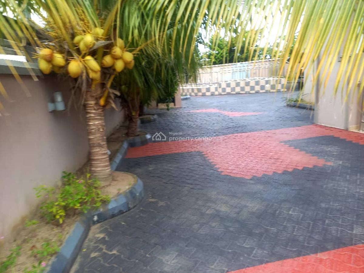 5bedrm Fully Detached Duplex + 3 Bq on 775 S in a Beautiful Location, Royal Garden Estate Ajah, Ajah, Lagos, Detached Duplex for Sale