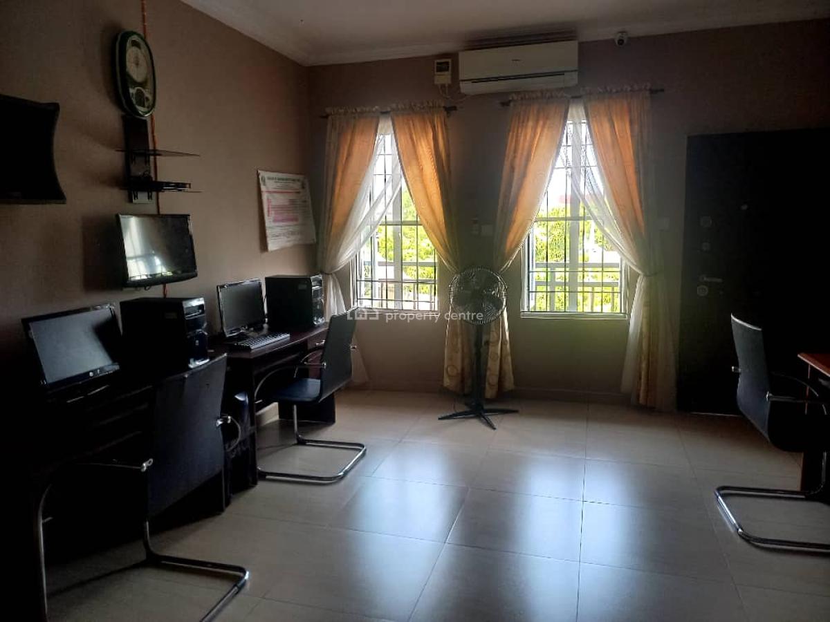 5bedrm Fully Detached Duplex + 3 Bq on 775 S in a Beautiful Location, Royal Garden Estate Ajah, Ajah, Lagos, Detached Duplex for Sale