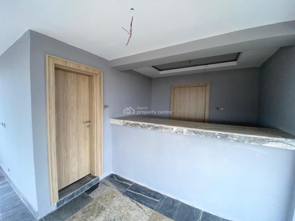 Rooftop Lounge/restaurant Space, Gwarinpa, Abuja, Restaurant / Bar for Sale