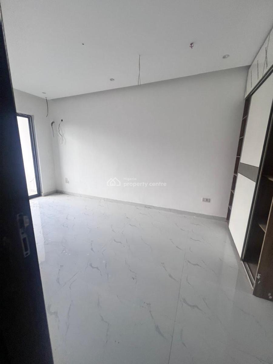 Luxury 4bedroom, Lekki Phase 1, Lekki, Lagos, Terraced Duplex for Sale