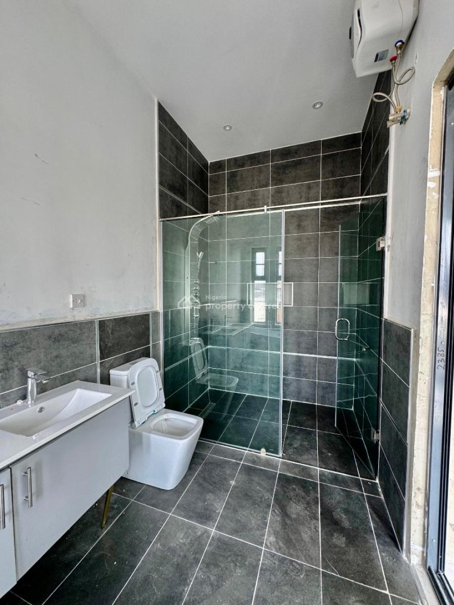 Good Deal! Exquisite 3 Bedroom Terrace Duplex, Lekki Phase 1, Lekki, Lagos, Terraced Duplex for Sale