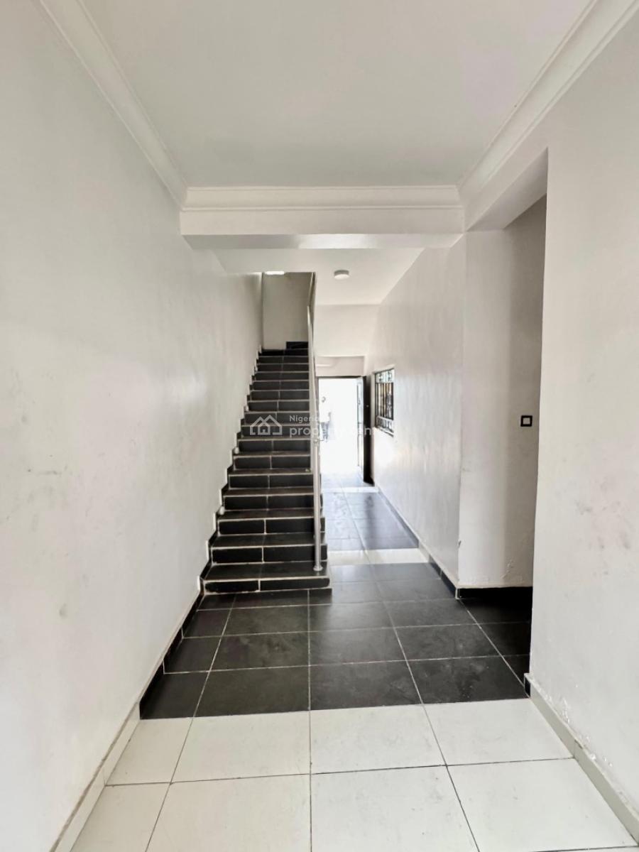 Good Deal! Exquisite 3 Bedroom Terrace Duplex, Lekki Phase 1, Lekki, Lagos, Terraced Duplex for Sale