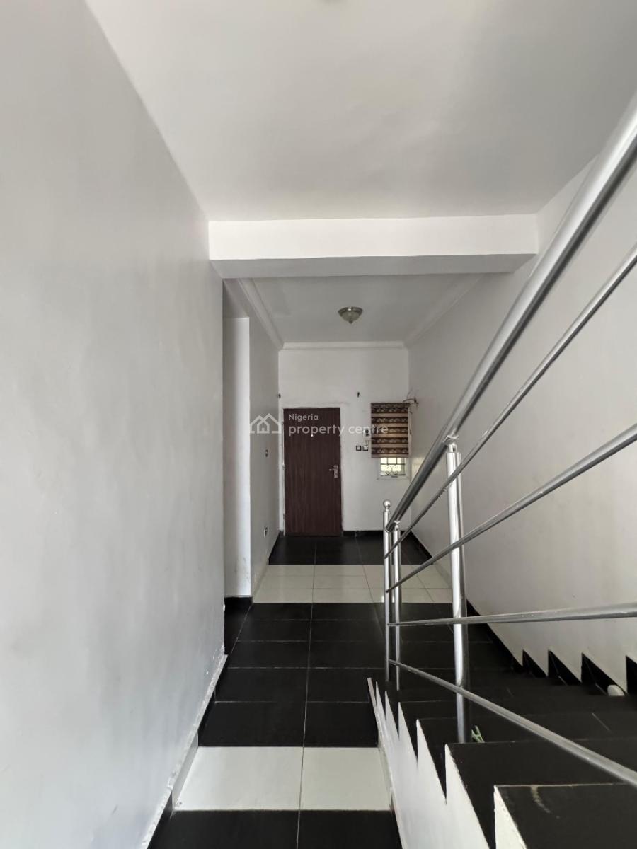 Good Deal! Exquisite 3 Bedroom Terrace Duplex, Lekki Phase 1, Lekki, Lagos, Terraced Duplex for Sale