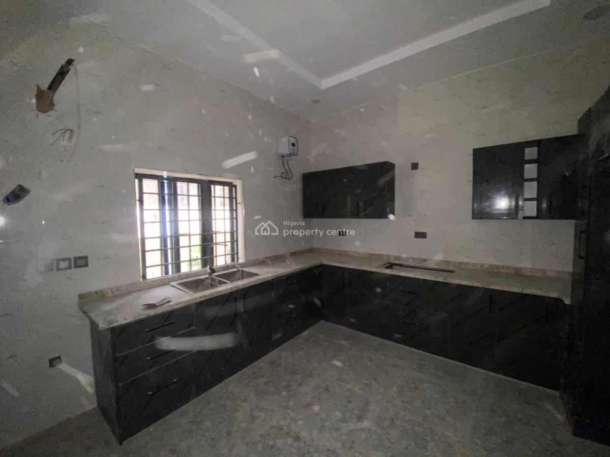 Newly-built 4 Bedroom Terrace Duplex with Bq, Guzape District, Abuja, Terraced Duplex for Rent