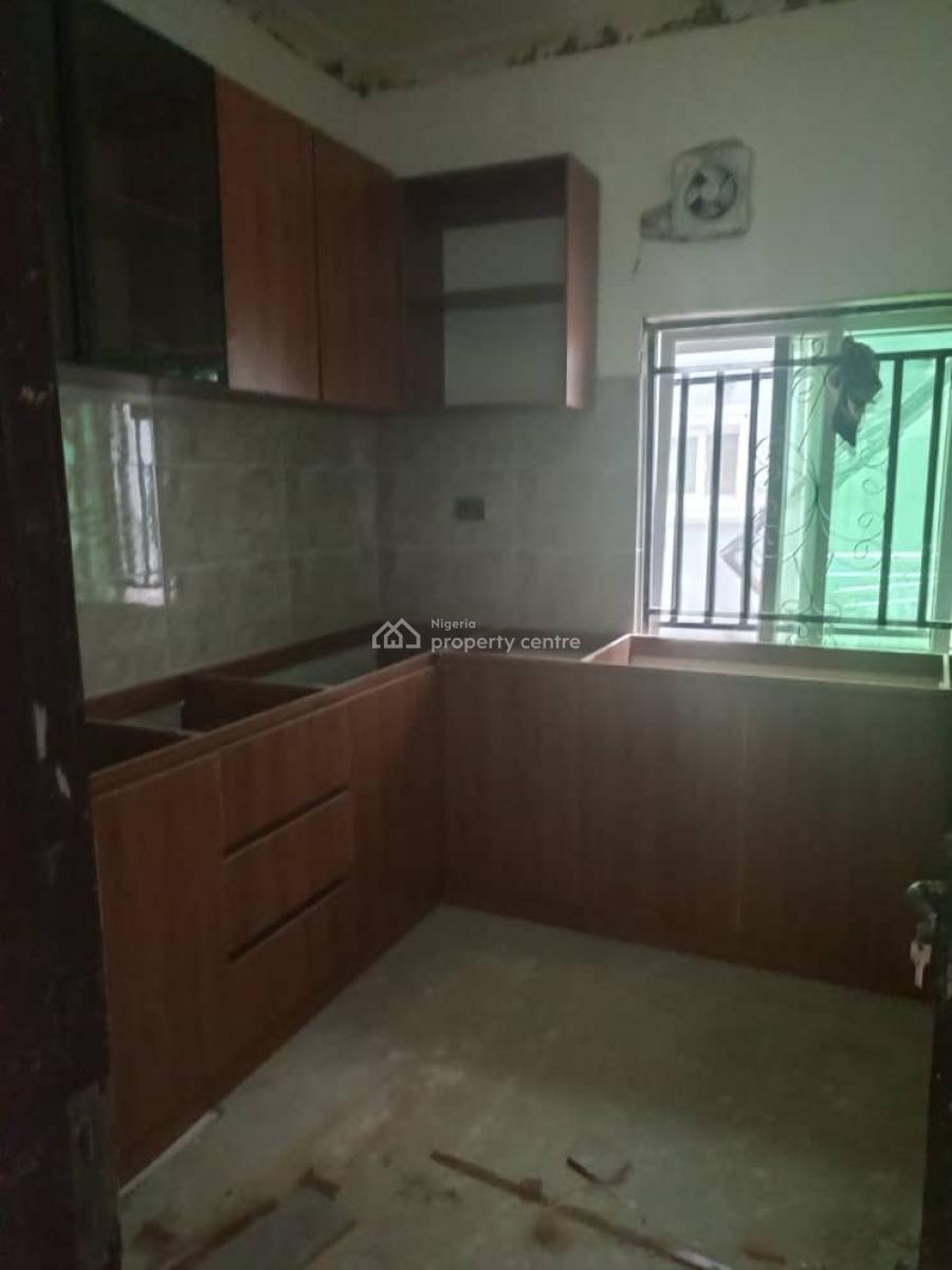 Mini Flat, Lekki Phase 1, Lekki, Lagos, Mini Flat (room and Parlour) for Rent