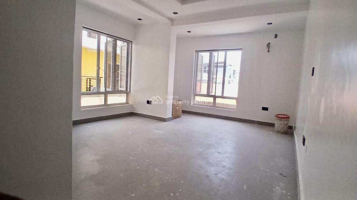 Distress Deal!  Newly Built Exquisite 3 Bedroom Apartment  with Bq, Lekki Phase 1, Lekki, Lagos, Flat / Apartment for Sale