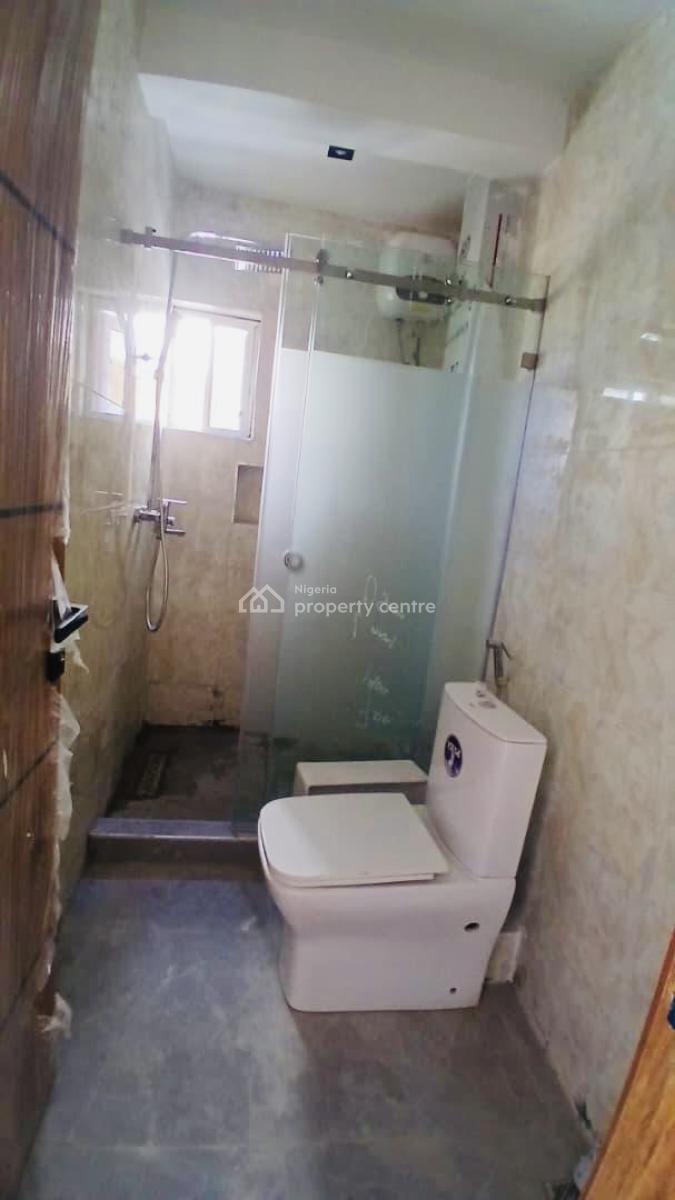 Distress Deal!  Newly Built Exquisite 3 Bedroom Apartment  with Bq, Lekki Phase 1, Lekki, Lagos, Flat / Apartment for Sale