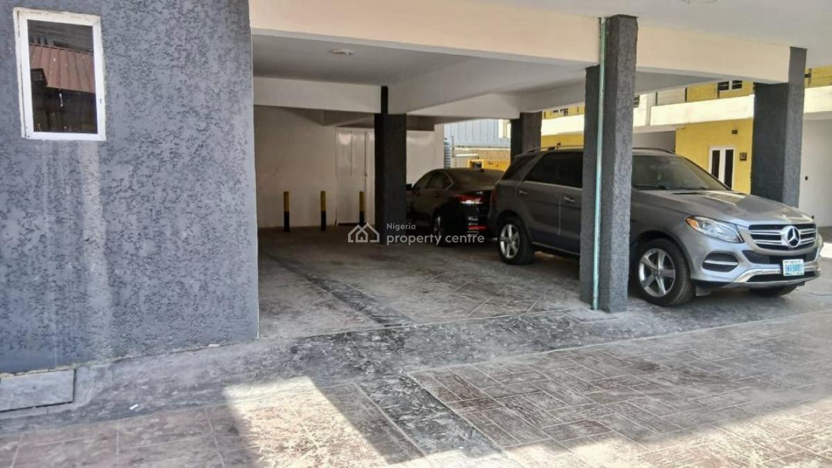 Distress Deal!  Newly Built Exquisite 3 Bedroom Apartment  with Bq, Lekki Phase 1, Lekki, Lagos, Flat / Apartment for Sale