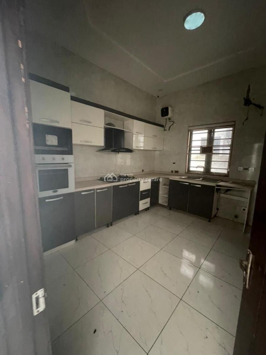 Luxury 4bedroom, Chevron, Lekki, Lagos, Semi-detached Duplex for Rent
