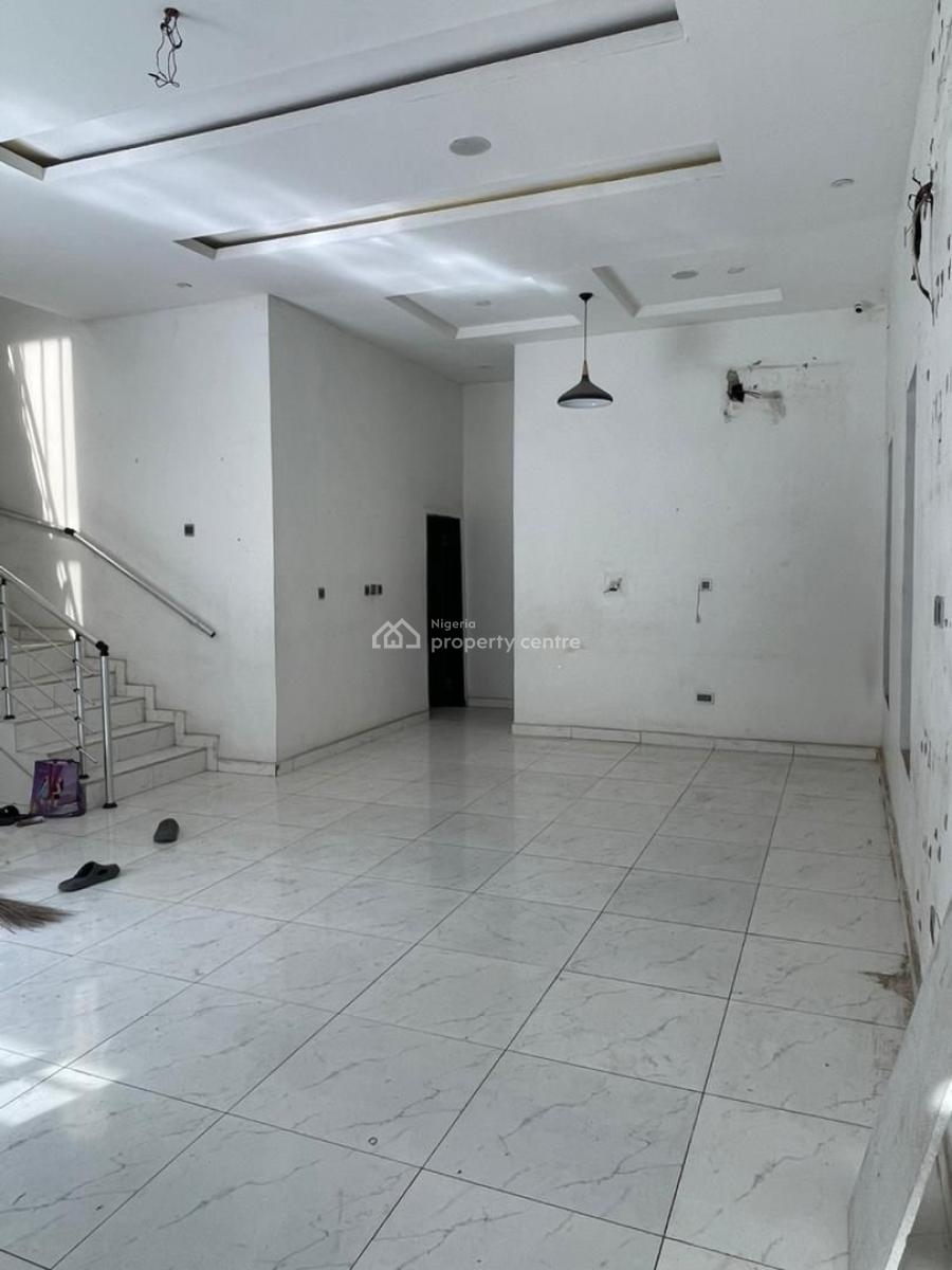 Luxury 4bedroom, Chevron, Lekki, Lagos, Semi-detached Duplex for Rent