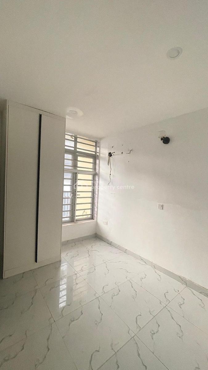 Luxurious 2bedroom Apartment with Standard Kitchen, Orchid Road, Lekki, Lagos, Lekki, Lagos, Flat / Apartment for Rent