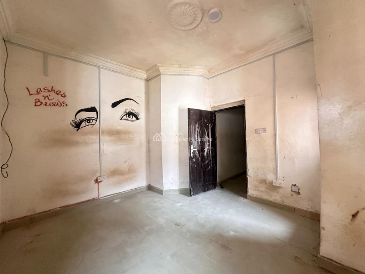 Spacious 3 Bedroom Apartment with Bq, Lekki, Lagos, Flat / Apartment for Rent