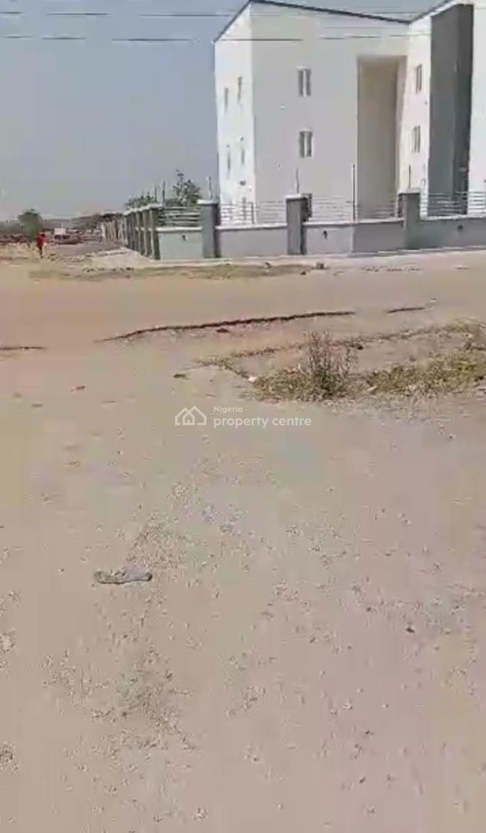 1000sqm Land on a Tarred Road in Jahi, Jahi, Abuja, Residential Land for Sale