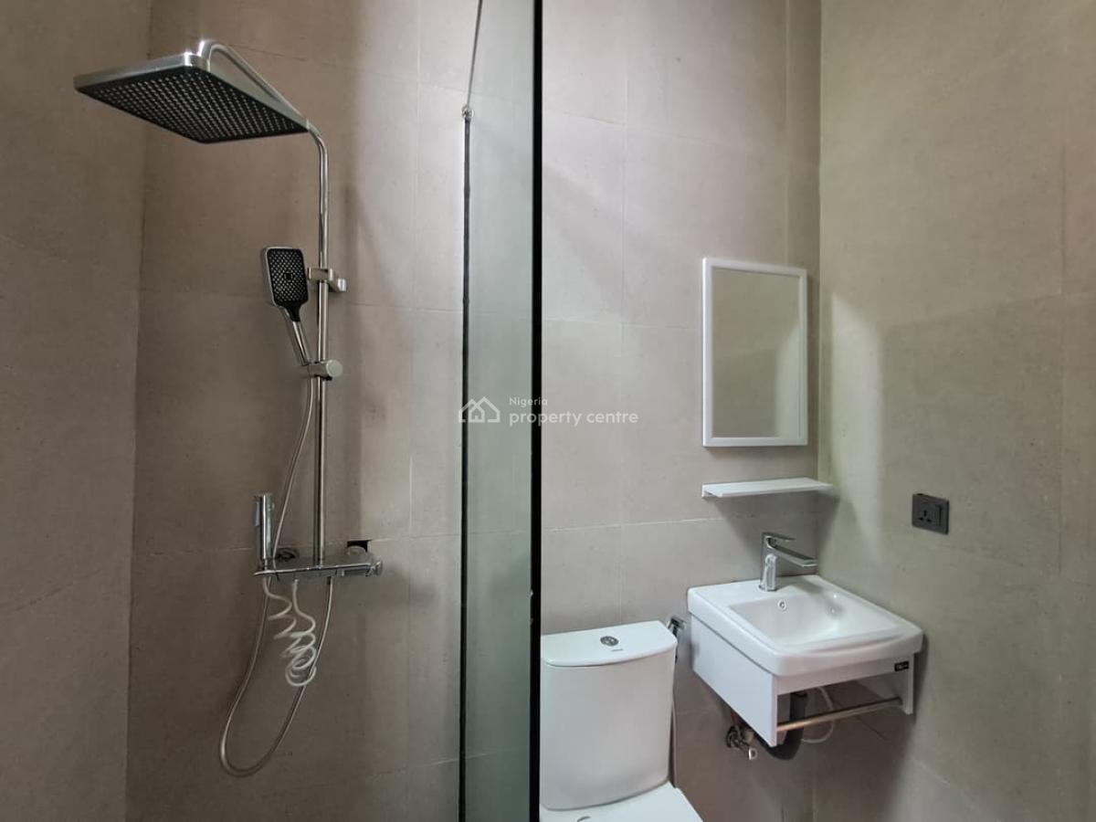 Spacious 3 Bedroom Apartment with Bq, Mende, Maryland, Lagos, Flat / Apartment for Rent