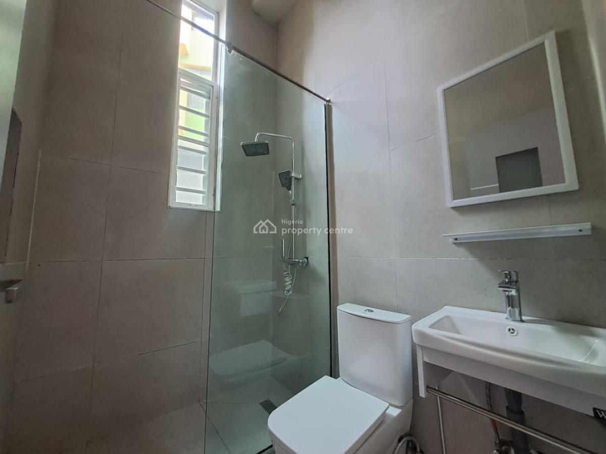 Spacious 3 Bedroom Apartment with Bq, Mende, Maryland, Lagos, Flat / Apartment for Rent