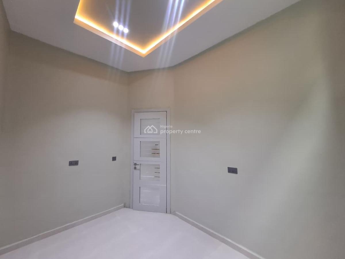 Spacious 3 Bedroom Apartment with Bq, Mende, Maryland, Lagos, Flat / Apartment for Rent