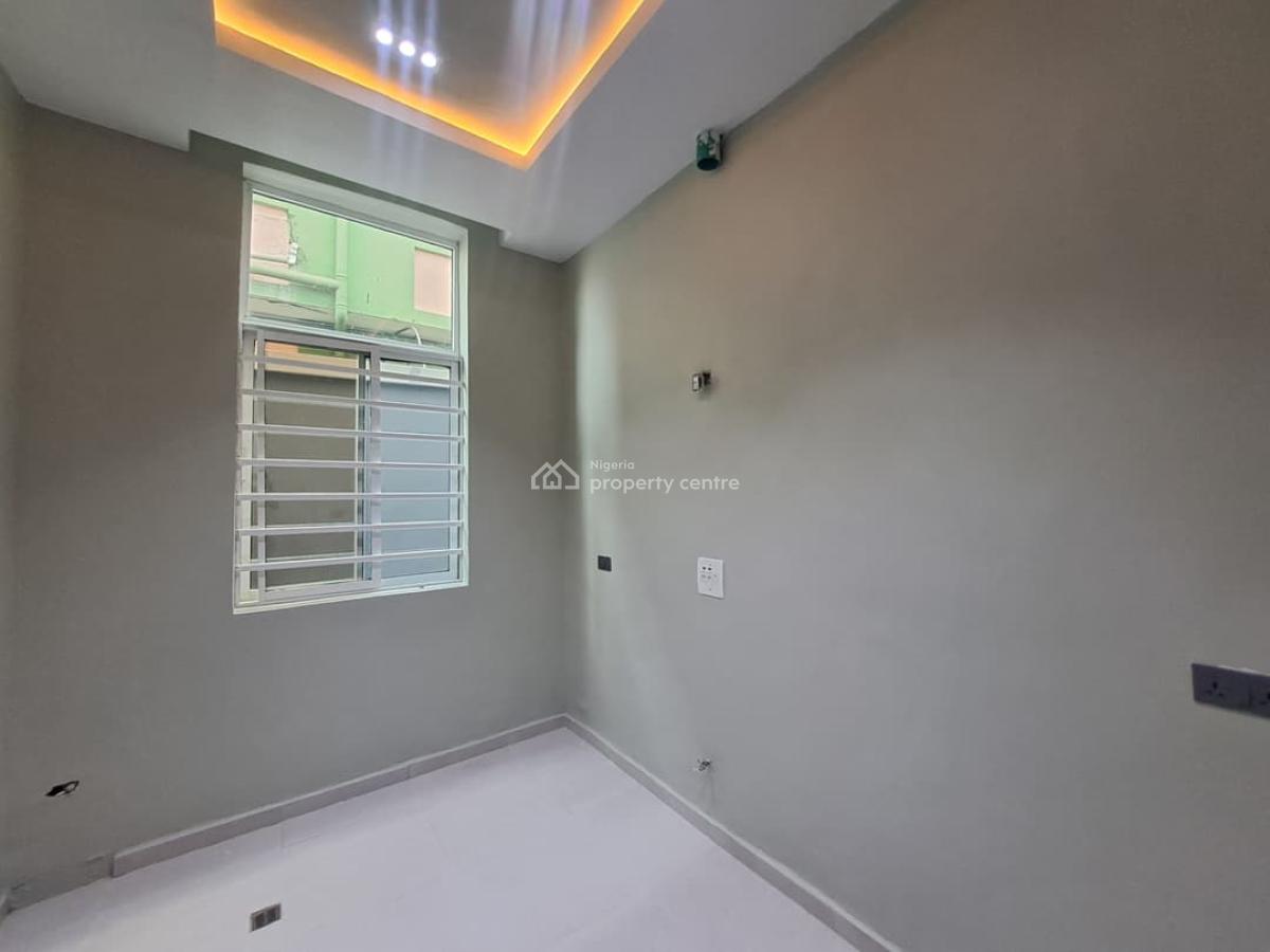 Spacious 3 Bedroom Apartment with Bq, Mende, Maryland, Lagos, Flat / Apartment for Rent