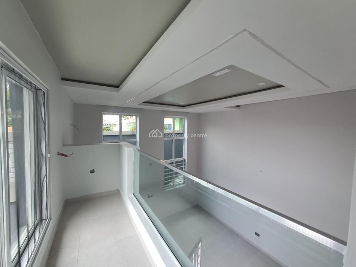Spacious 3 Bedroom Apartment with Bq, Mende, Maryland, Lagos, Flat / Apartment for Rent