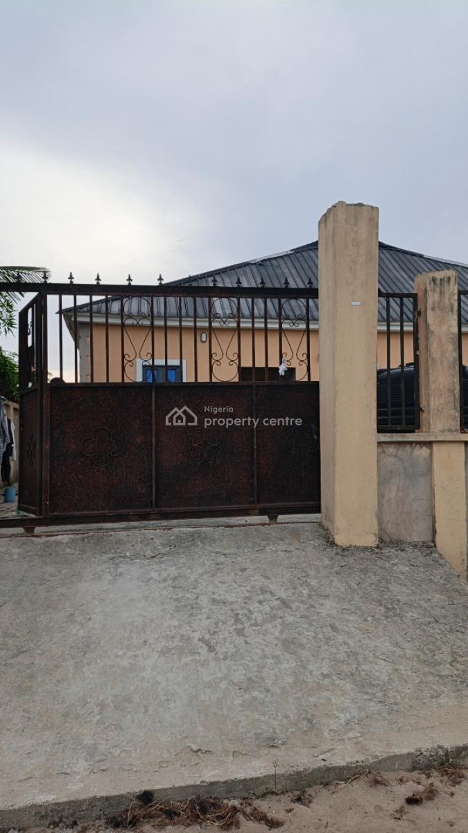 Nicely Built Room and Parlour in a Secured Estate, Jehovah Witness Estate, Bogije, Ibeju Lekki, Lagos, Mini Flat (room and Parlour) for Rent