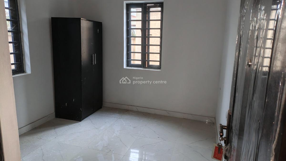 Nicely Built Room and Parlour in a Secured Estate, Jehovah Witness Estate, Bogije, Ibeju Lekki, Lagos, Mini Flat (room and Parlour) for Rent