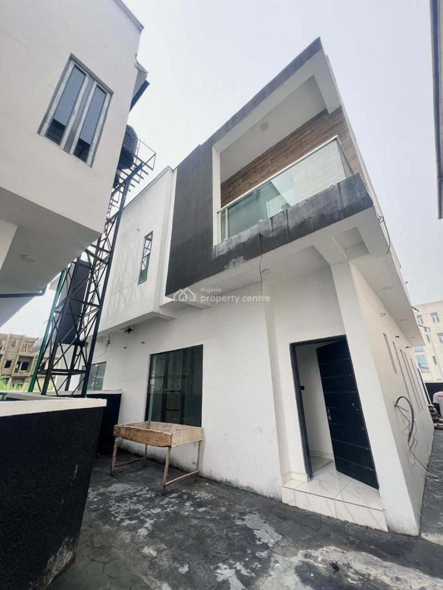 Stylish 4-bedroom Semi-detached House with Bq, Vgc, Lekki, Lagos, Semi-detached Duplex for Sale
