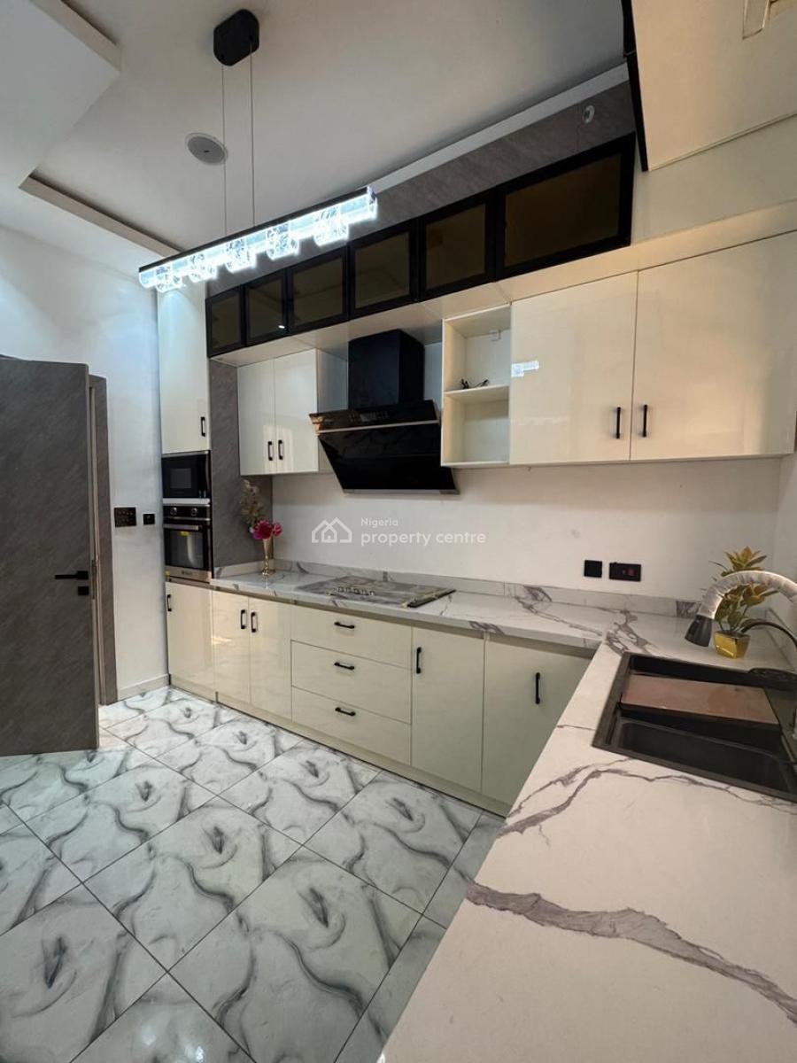 Spacious& Self Compound 4 Bedroom Terrace Duplex with Bq in a Secure, Lekki Phase 1, Lekki, Lagos, House for Sale