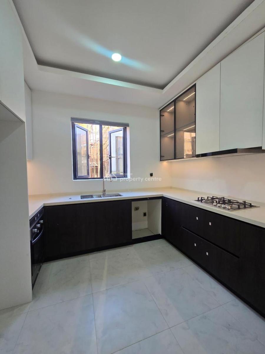 Magnificent 4 Bedroom Semi Detached Duplex with Bq, Ante Room & Outdoo, Lekki Phase 1, Lekki, Lagos, House for Sale