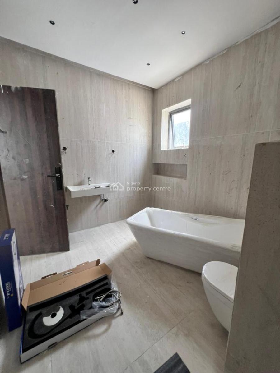 Stunning 5 Bedroom Detached Duplex with Pool, 2 Bq in a Secured Estate, Lekki Phase 1, Lekki, Lagos, House for Sale