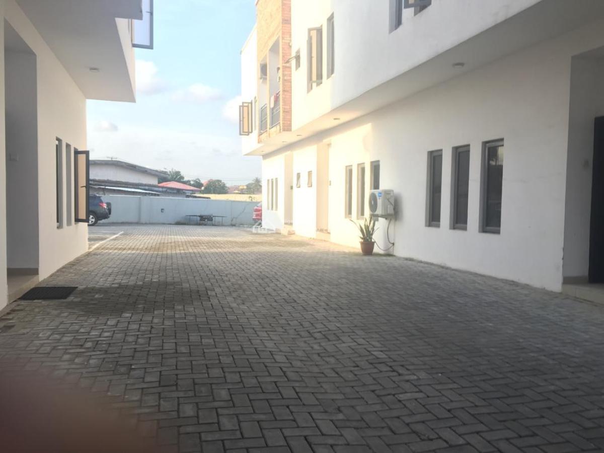 Luxury 4 Bedroom Terraced House, Oyadiran Estate, Sabo Yaba, Sabo, Yaba, Lagos, Terraced Duplex for Rent
