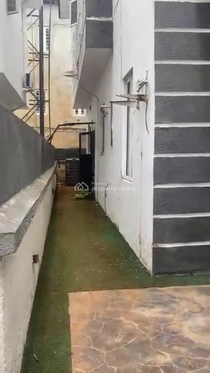 Distress Aiuction 4-bedrooms Fully Detached Duplex with Bq, Tho.as Estate, Ajah, Lagos, Detached Duplex for Sale
