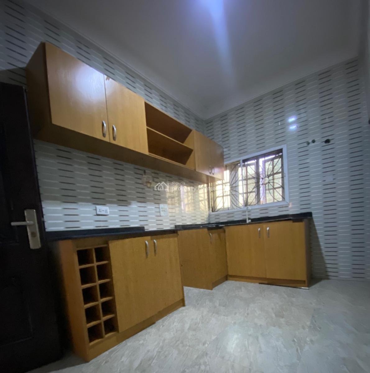 Spacious 3bedroom Flat, Sangotedo, Sangotedo, Ajah, Lagos, Flat / Apartment for Rent