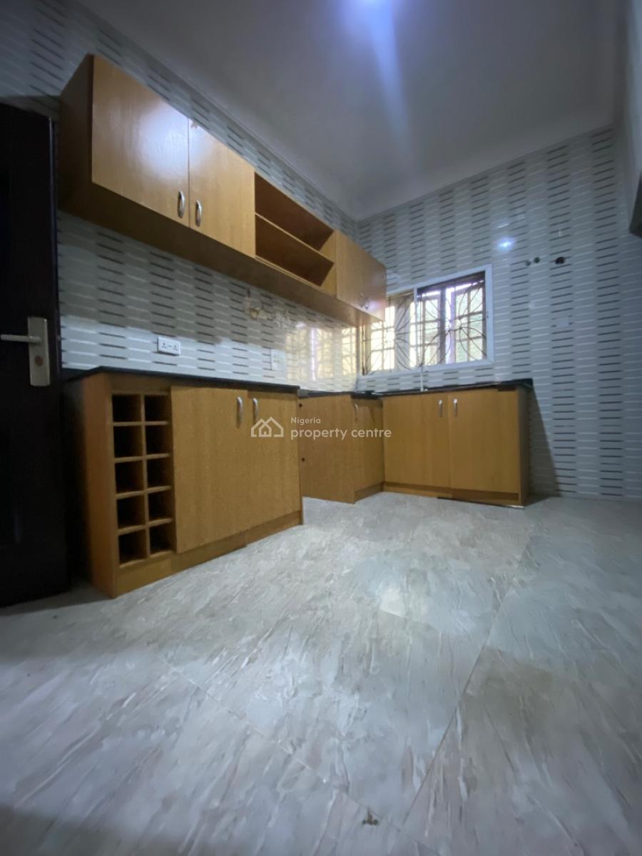 Spacious 3bedroom Flat, Sangotedo, Sangotedo, Ajah, Lagos, Flat / Apartment for Rent