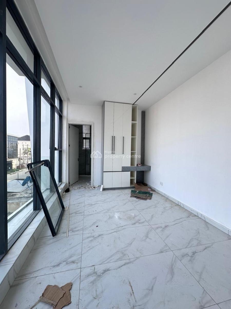 Mega 2 Bedroom Apartment, Lekki Phase 1, Lekki, Lagos, Flat / Apartment for Sale