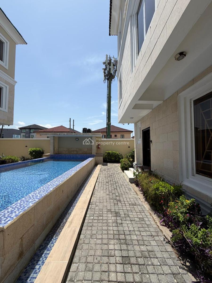 Serviced 4 Bedroom En-suite Townhouse with an Enclosed Fitted Kitchen/, Lekki Phase 1, Lekki, Lagos, Terraced Duplex for Rent