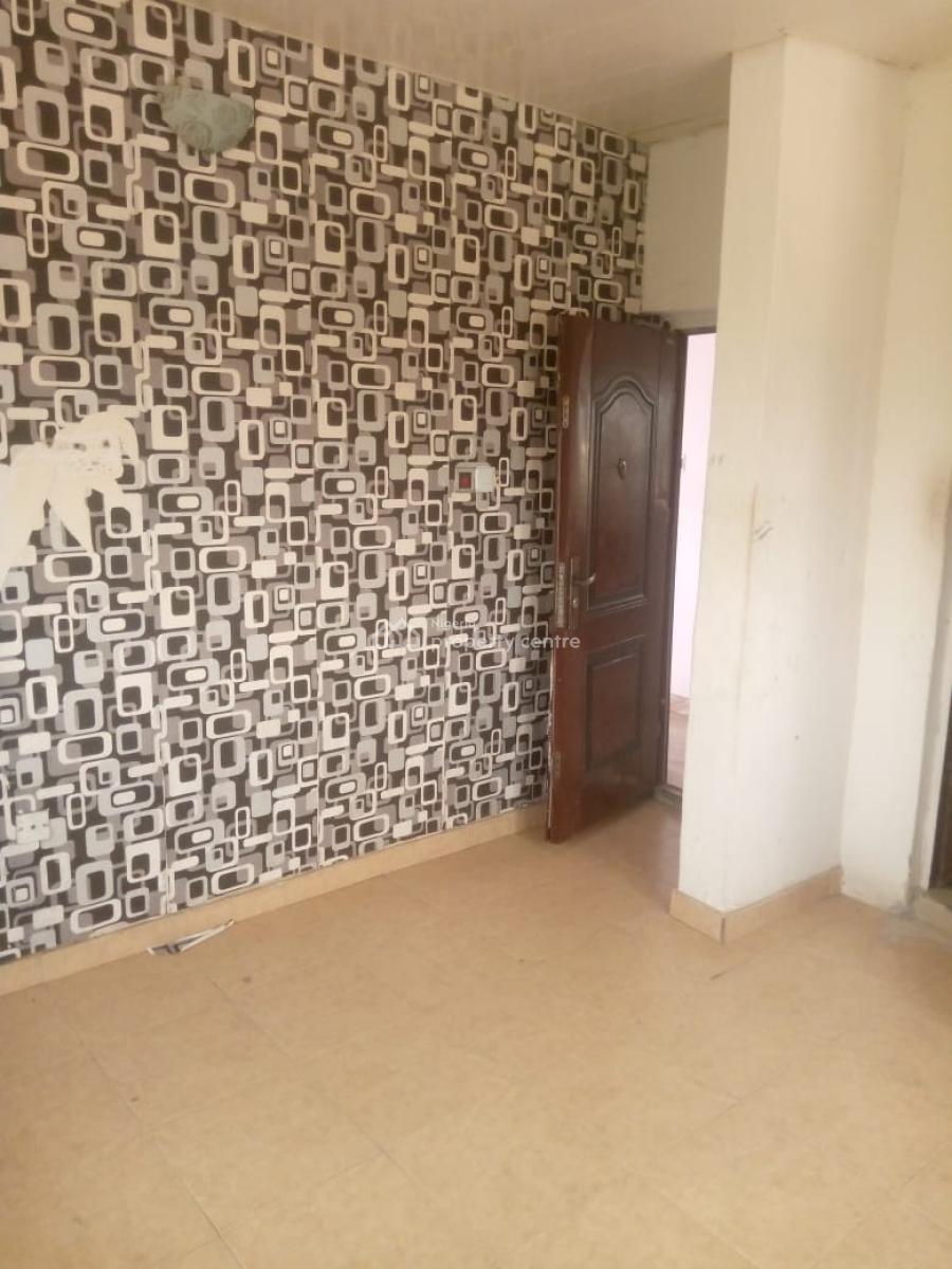 Solid and Well Maintained 2 Bedroom All En-suit Apartment Upstairs, Sarayo, Awoyaya, Ibeju Lekki, Lagos, Flat / Apartment for Rent