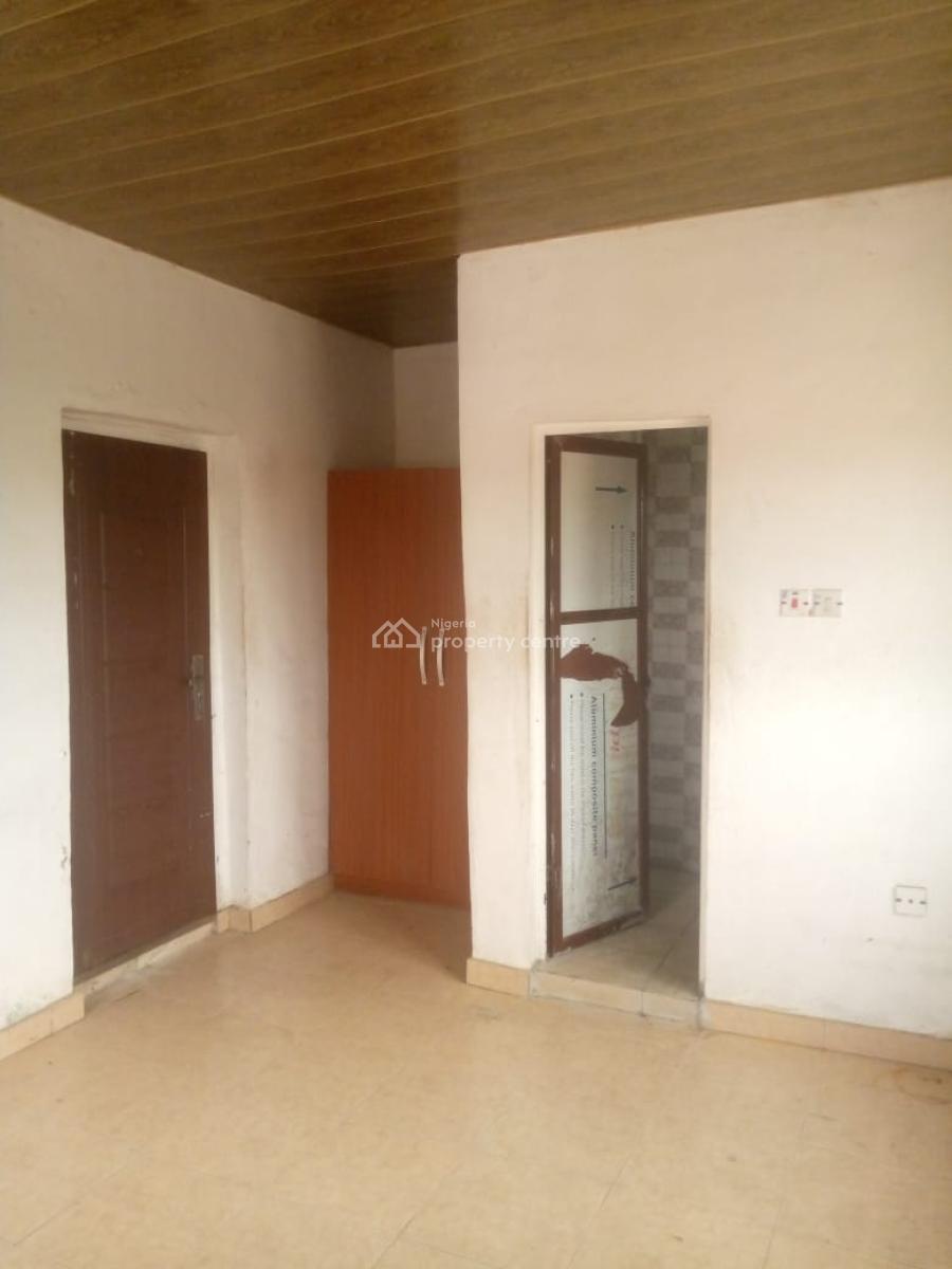 Solid and Well Maintained 2 Bedroom All En-suit Apartment Upstairs, Sarayo, Awoyaya, Ibeju Lekki, Lagos, Flat / Apartment for Rent