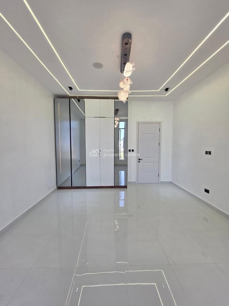 Gated 5 Bedroom Terraced Duplex, Along Freedom Way, Lekki Phase 1, Lekki, Lagos, Terraced Duplex for Sale