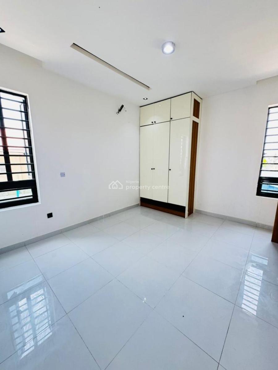 2bedroom Apartment, Lekki, Lagos, Flat / Apartment for Rent