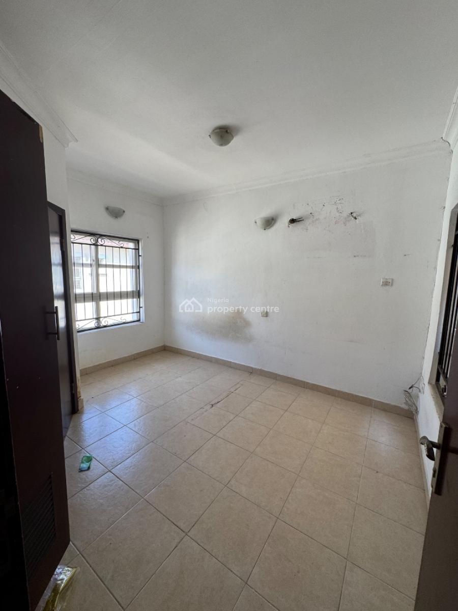 Self Contain, Burdillion Court, Chevron, Lekki Expressway, Lekki, Lagos, Self Contain (single Rooms) for Rent