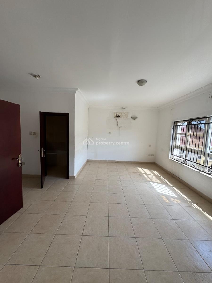 Self Contain Masters Studio, Burdillion Court, Lekki Expressway, Lekki, Lagos, Self Contain (single Rooms) for Rent